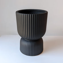 Load image into Gallery viewer, Pedestal Pot - Black
